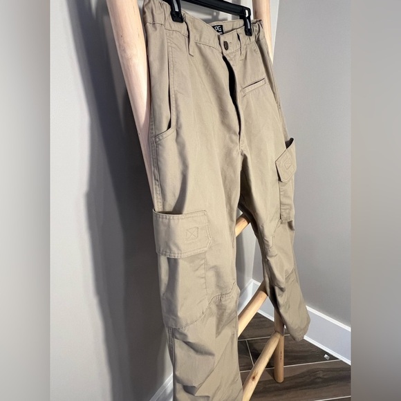 ✨LAPG Men's Tan Cargo Pants tactical pants 34/32 - Picture 3 of 10